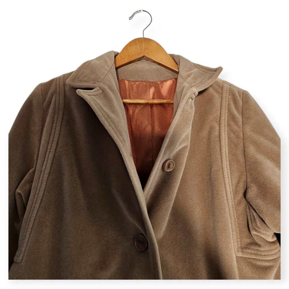 Juli De Roma Tan Man Made Cashmere 3/4 Length Coat Size Medium/Large USA Made - Picture 2 of 8